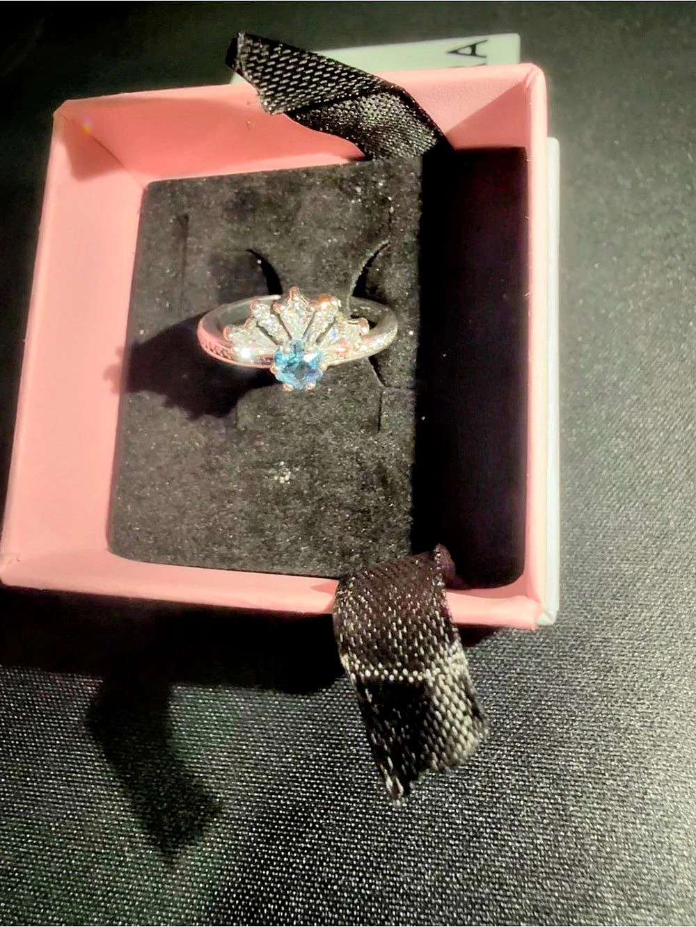 Pandora Disney Frozen Queen Elsa Tiara Ring Silver & Blue